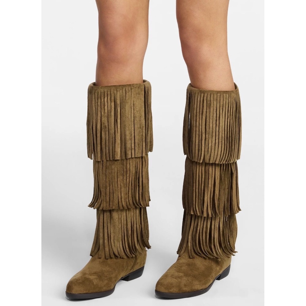 Women's tall fringe boots size 6